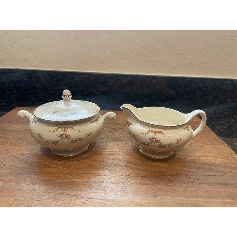 Homer Laughlin Eggshell Nautilus Creamer & Sugar Bowl Set